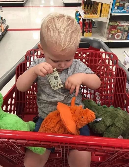 A STRANGER GAVE MY TODDLER $20 IN TARGET AND THEN TOLD ME WHY