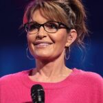 Sarah Palin was crushed after her 27-year role model marriage ended by email, now she’s found love again